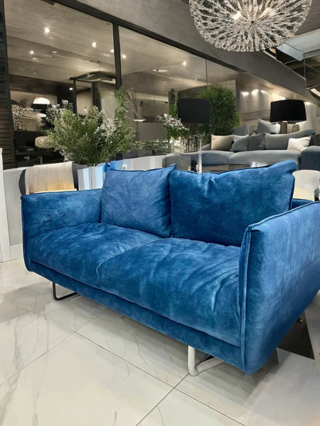 Eastfield Sofa Fin and Furn 