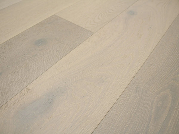 Risom Pravada Engineered Flooring Pravada