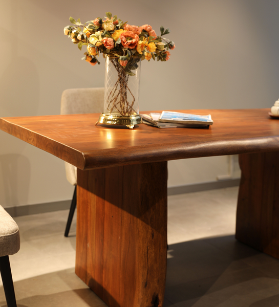 BrookWood Dining Table