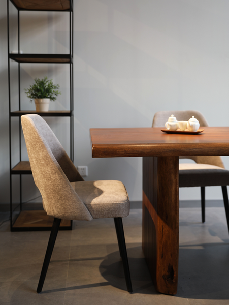 BrookWood Dining Table